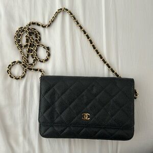 Chanel 2024 Caviar Classic Quilted Wallet On Chain / Includes: Box, Dust Bag.